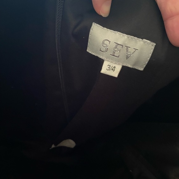 Strapless black dress with tie at waist- size 3/4 - Picture 6 of 6